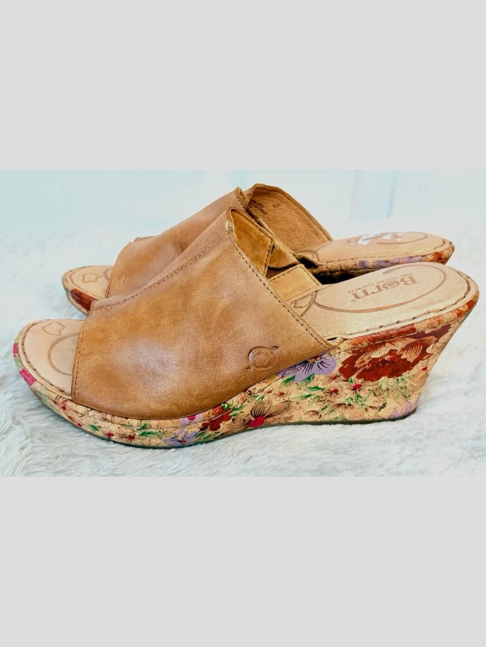 BOC Born Leather Floral Print Cork Wedges Size 9